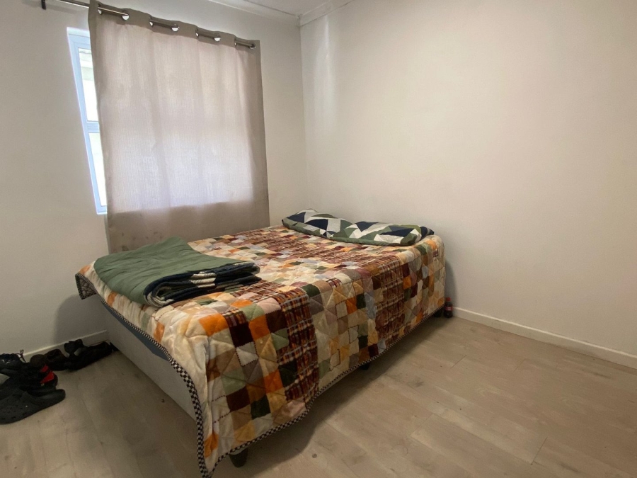 To Let 2 Bedroom Property for Rent in Cravenby Western Cape